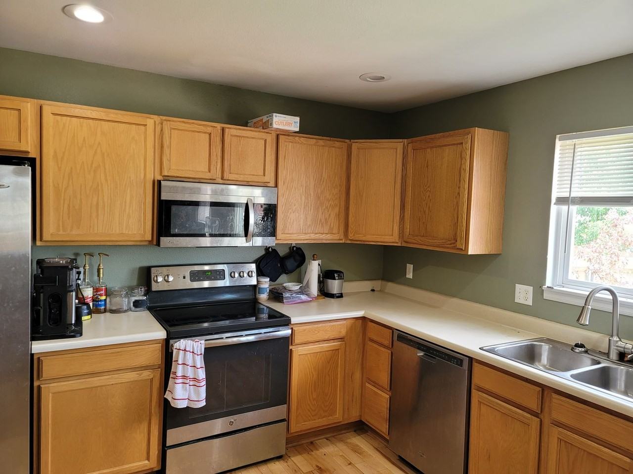 5912 Kennedy Dr - Photo 3 of 14