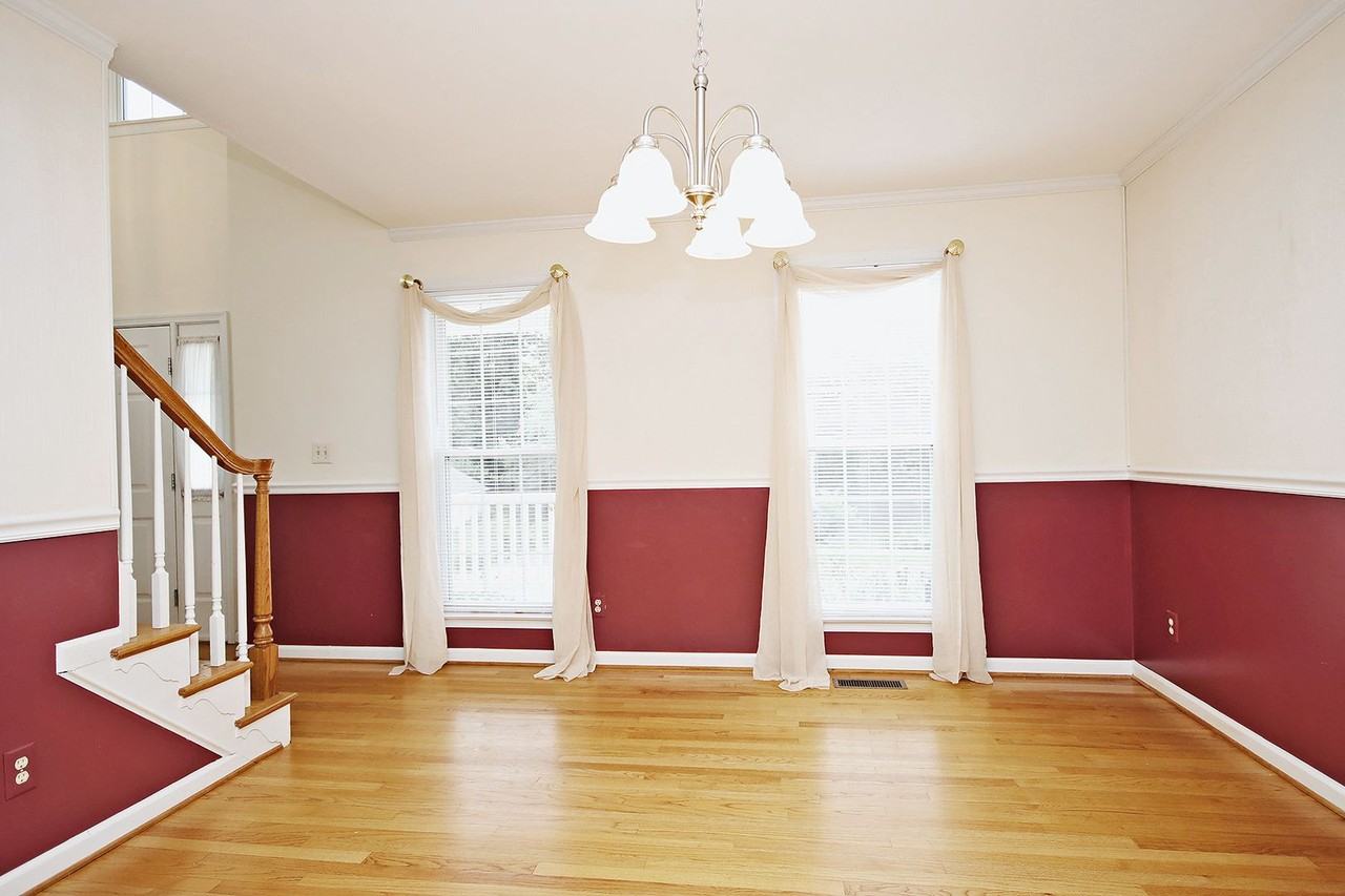 1222 Raintree Dr - Photo 7 of 19