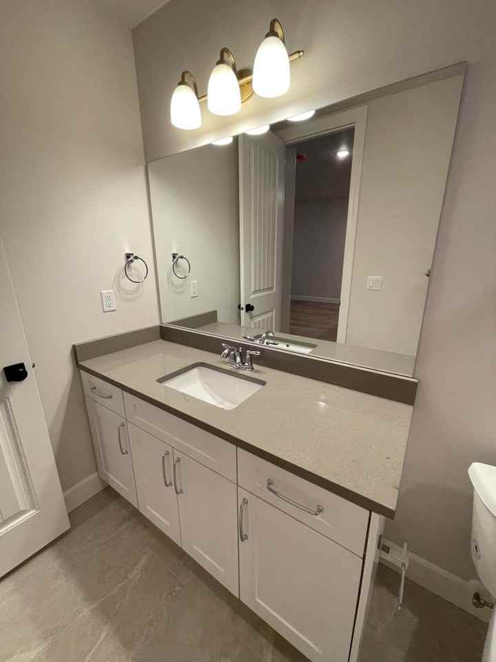 1007 N 1030 W - Photo 2 of 8