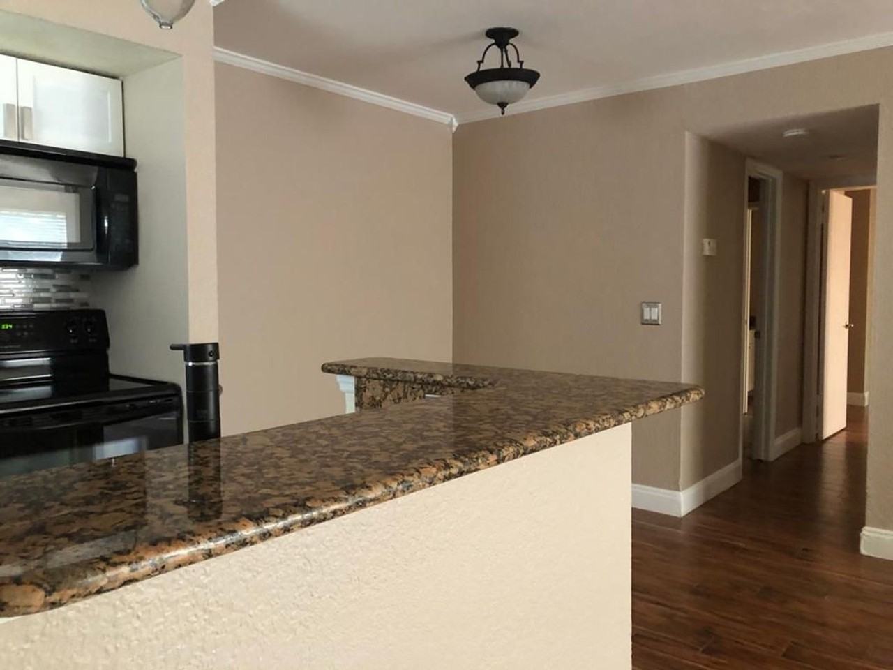 VM-1718 #1718 - Photo 7 of 23