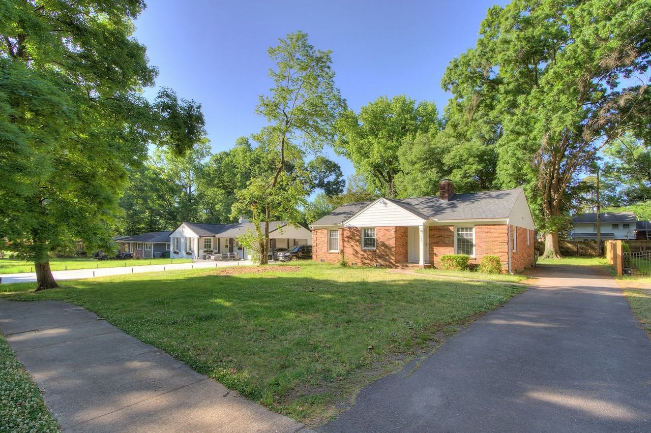 308 Seneca Place - Photo 3 of 23