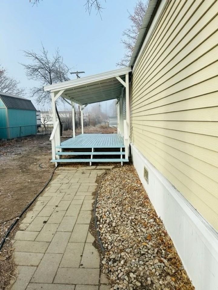 177 Glenroy St - Photo 3 of 22