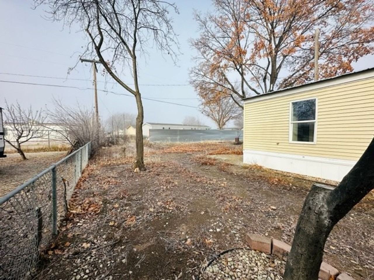 177 Glenroy St - Photo 6 of 22