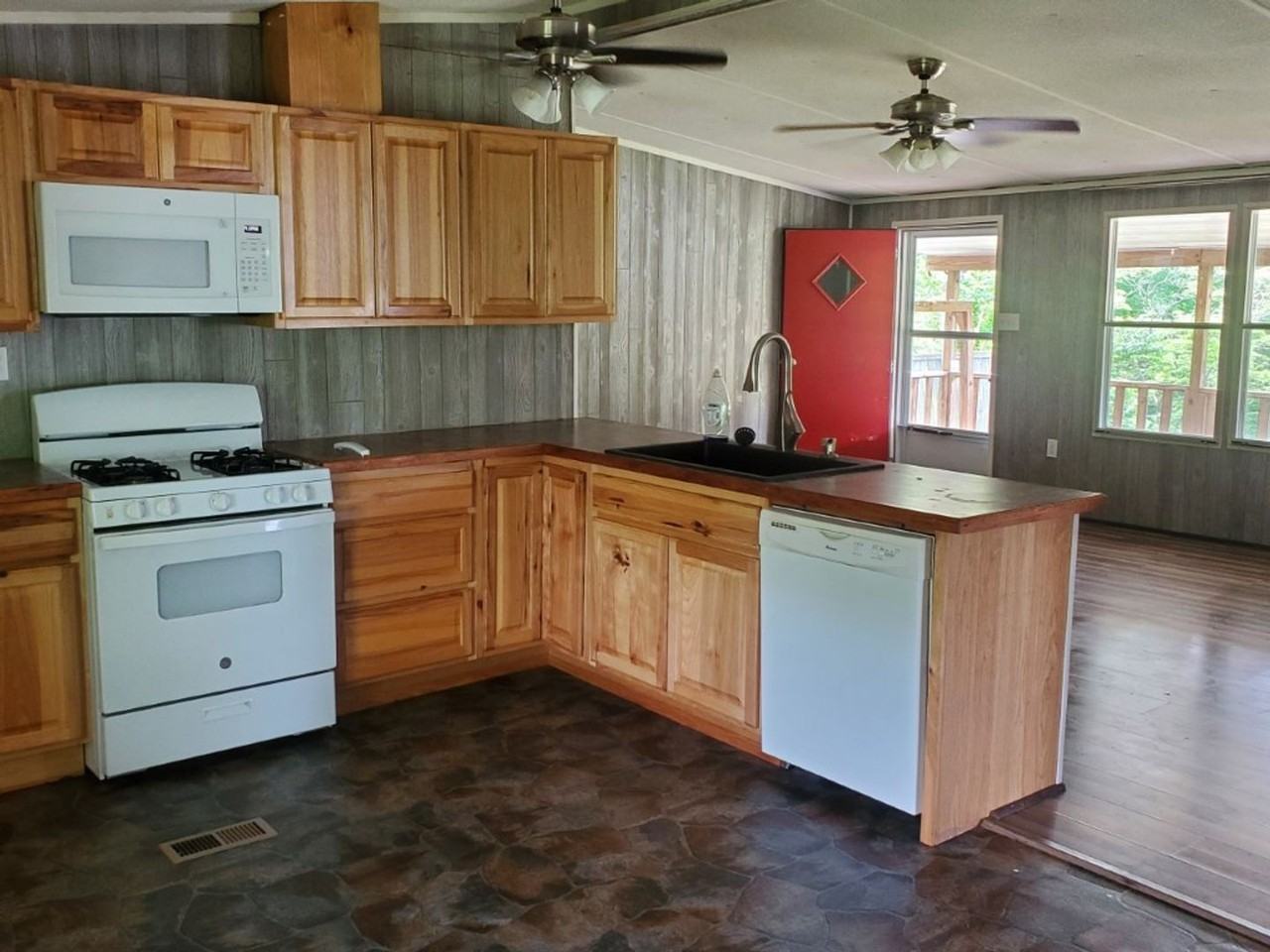 317 Raines Rd - Photo 3 of 12