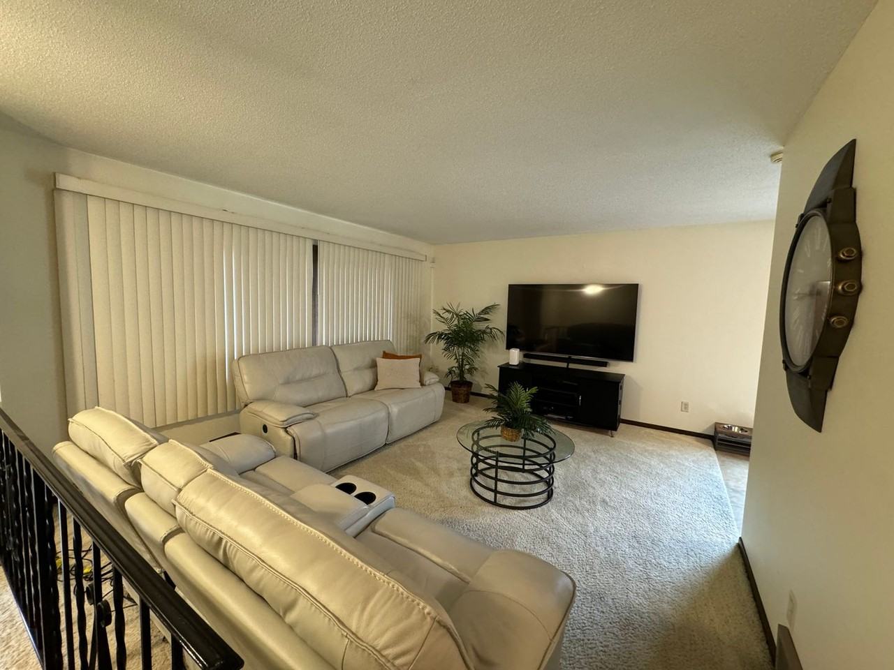 4285 Evergreen Dr - Photo 2 of 38