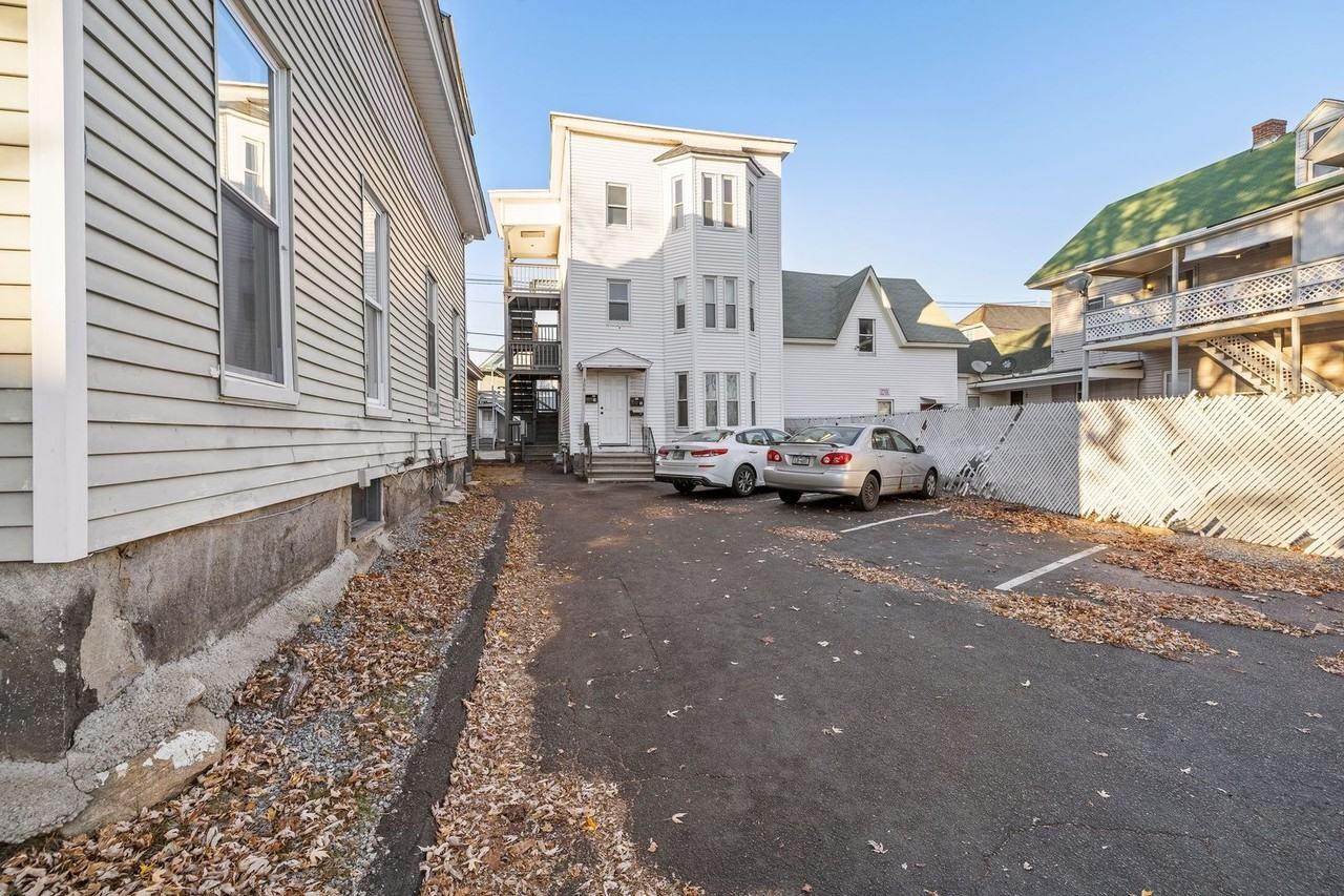 306 Manchester St - Photo 2 of 25