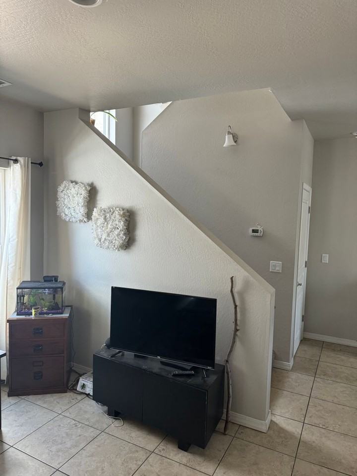 504 S O Leary St - Photo 4 of 19