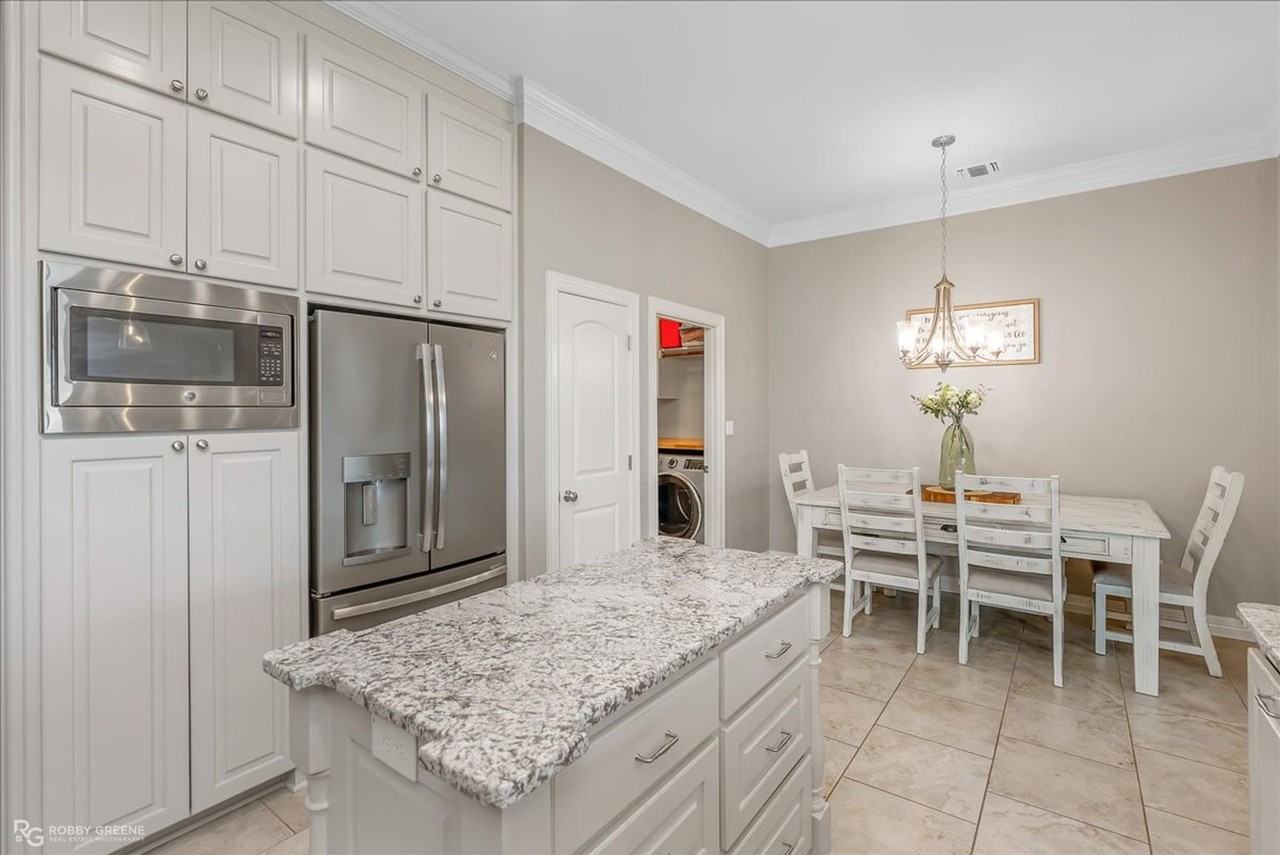 1023 Spanish Moss Cir - Photo 3 of 42