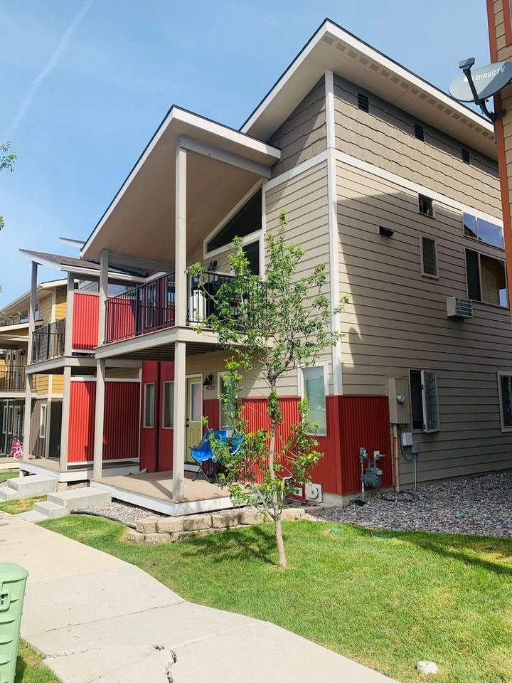 4412 Deveraux - Photo 2 of 13