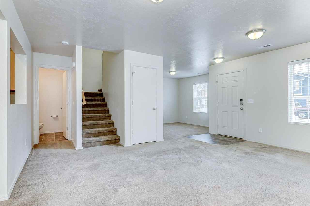 4862 S Chex Way - Photo 2 of 24