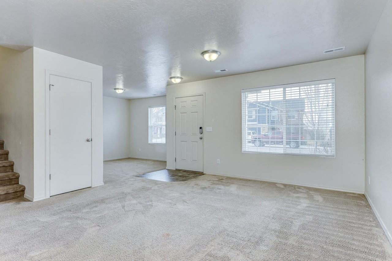 4862 S Chex Way - Photo 4 of 24