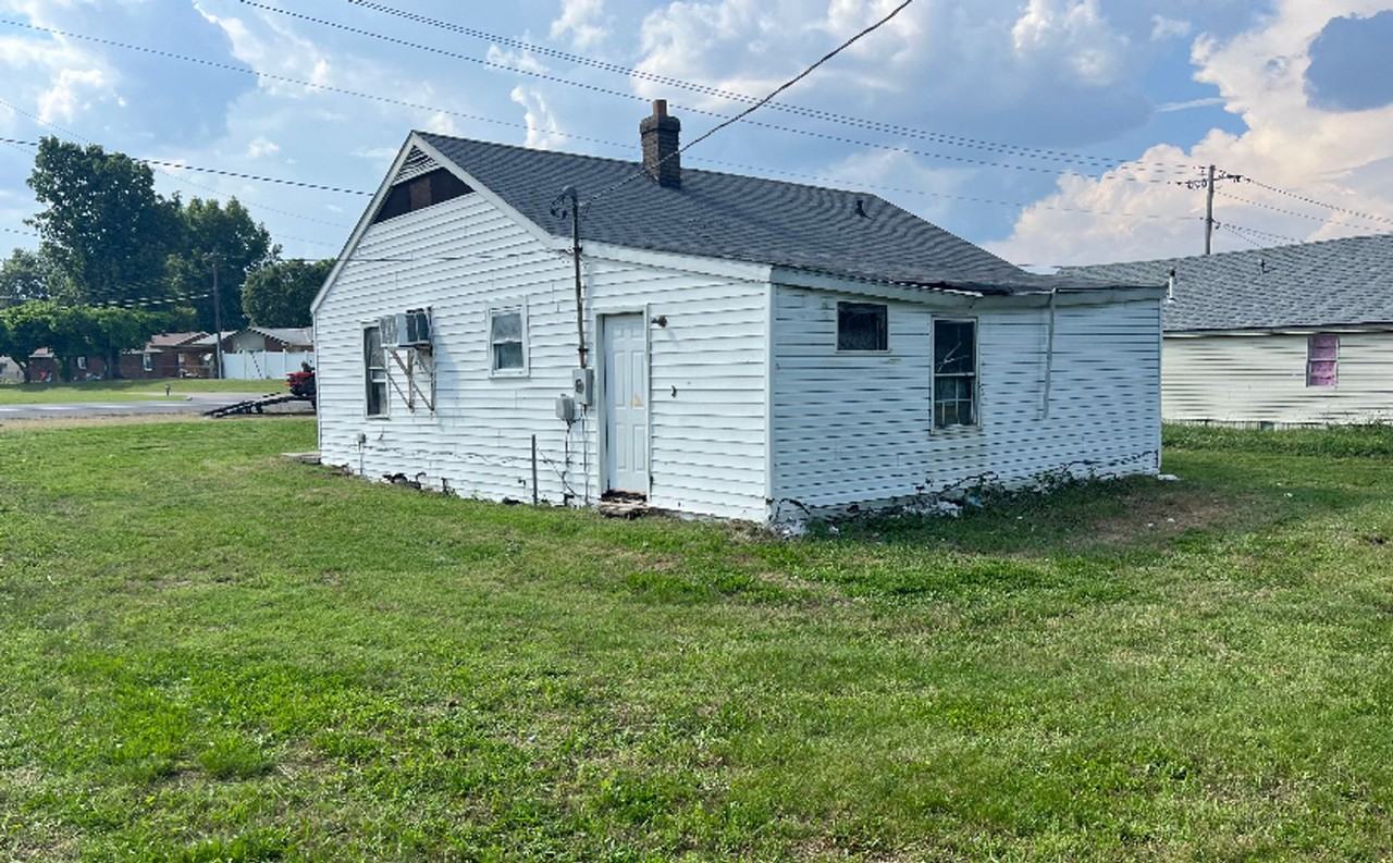 802 N Us Highway 61 - Photo 4 of 16