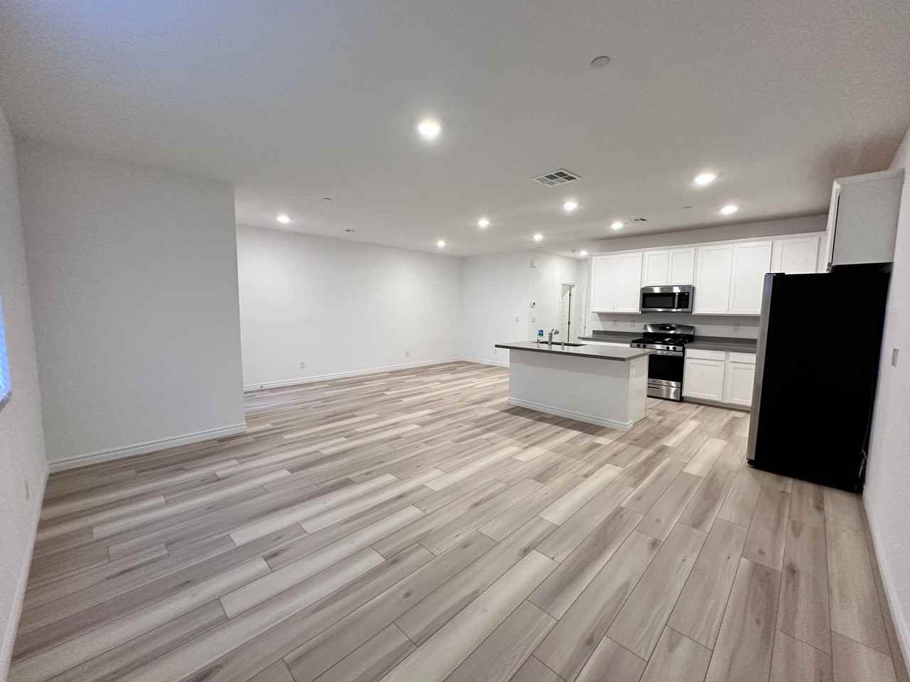 329 Laurel Peak Dr - Photo 6 of 33