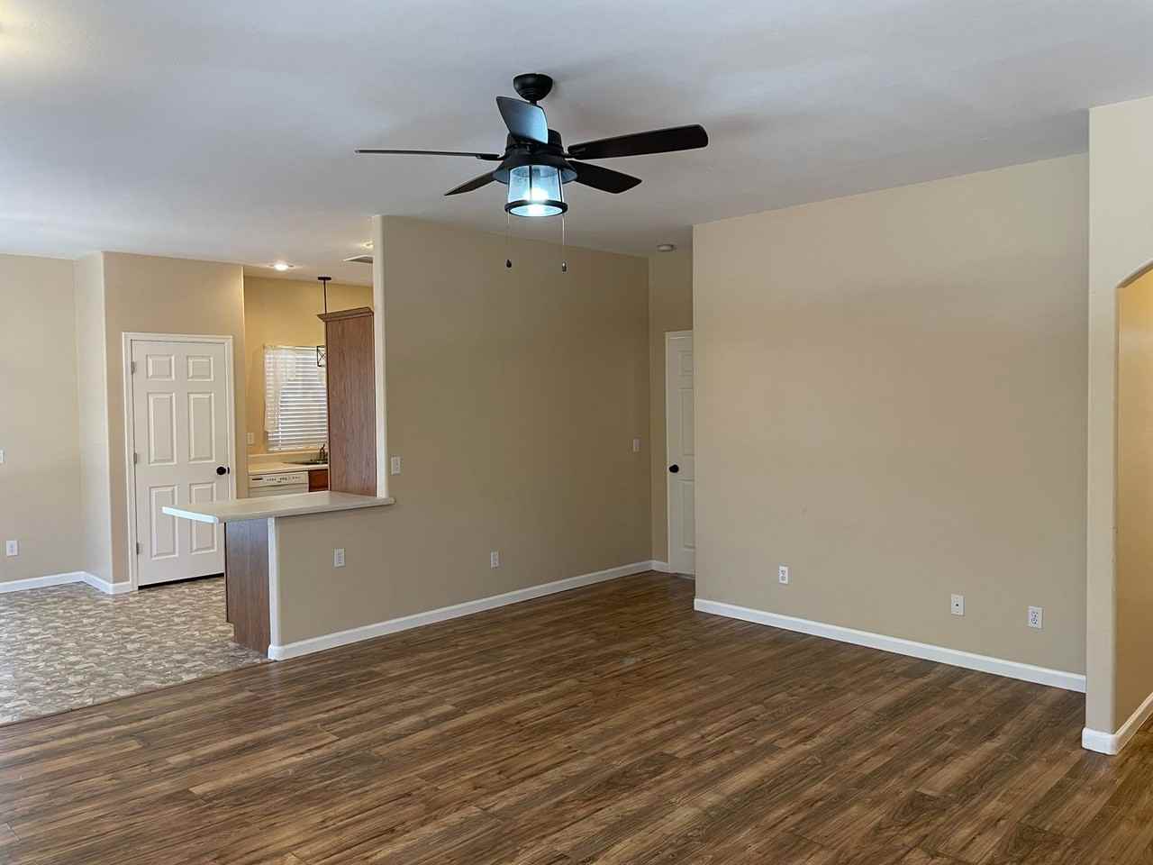 4910 E Diamond Dr - Photo 3 of 14