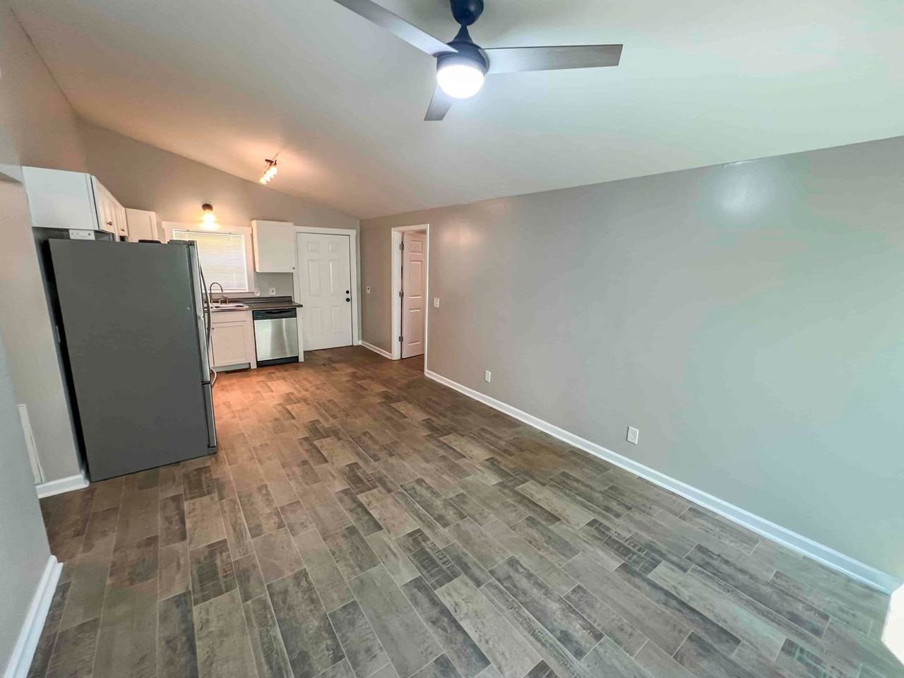18 Mockingbird Dr - Photo 4 of 20