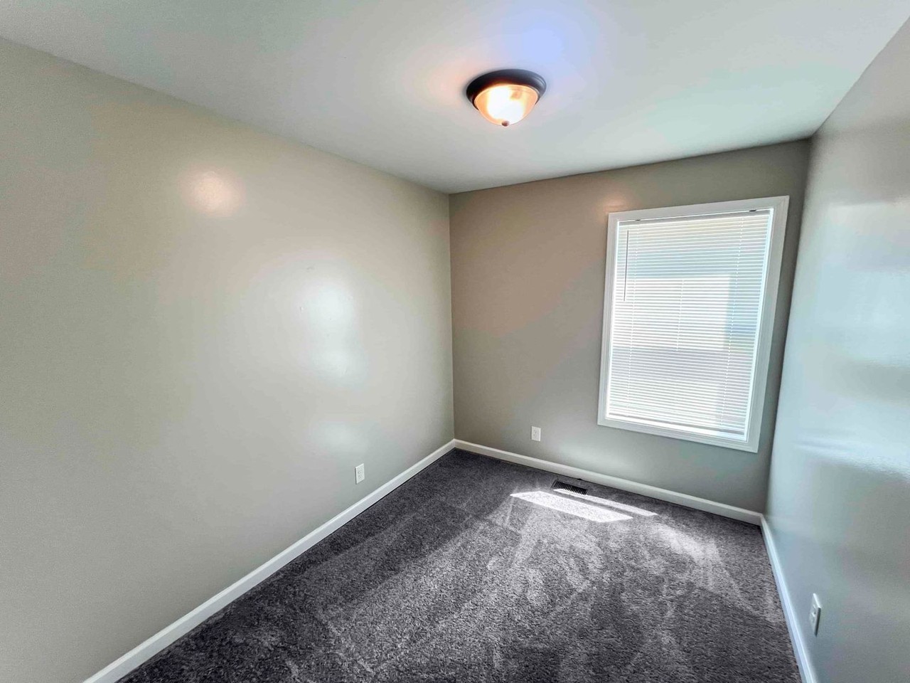 18 Mockingbird Dr - Photo 6 of 20