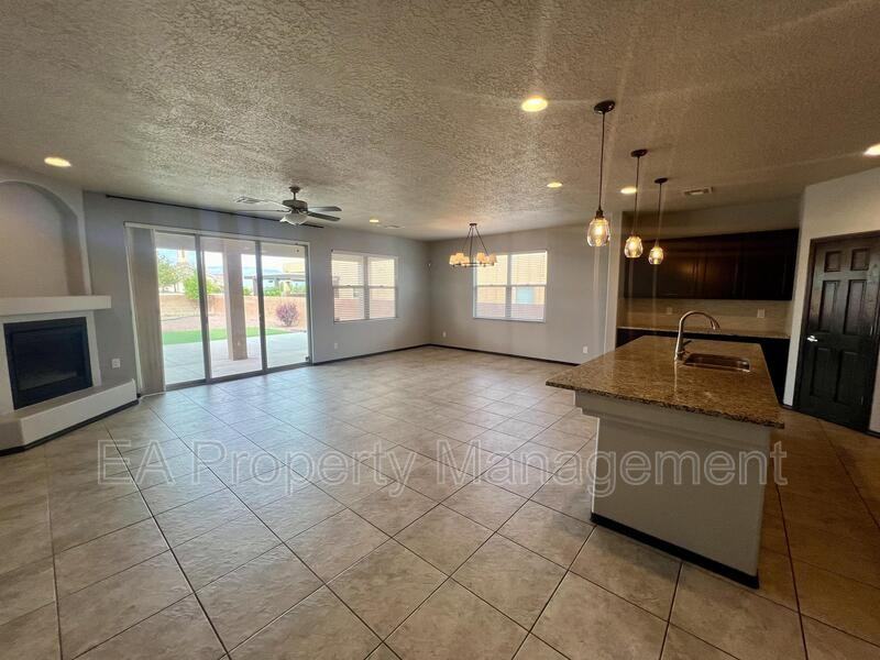 7215 Valle Jardin Ln Nw - Photo 3 of 13
