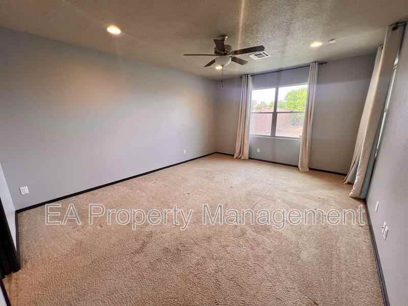 7215 Valle Jardin Ln Nw - Photo 4 of 13