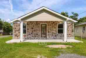 featured image of 729 Henderson Ave