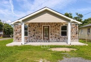 729 Henderson Ave - Photo 1 of 1