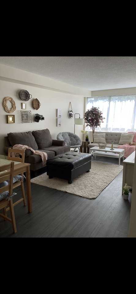 169 Lees Ave - Photo 3 of 3