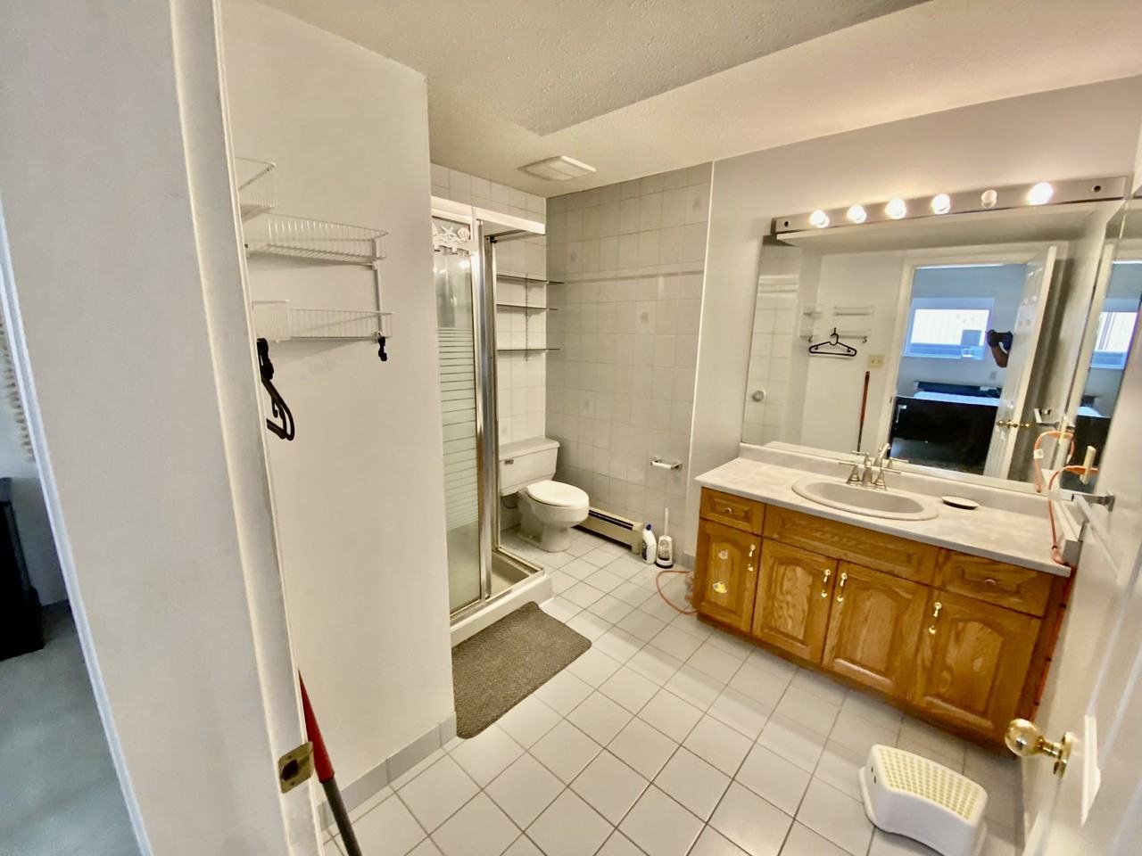 8060 Reigate Road - Photo 3 of 13