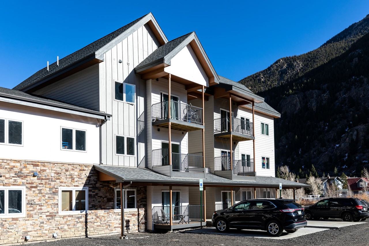 Bighorn Crossing - Photo 2 of 106