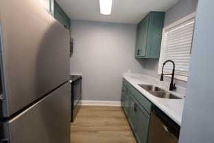 909 Greenwood Drive - Photo 1 of 1