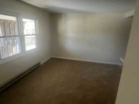 302 S Marshall St 8 - Photo 1 of 1