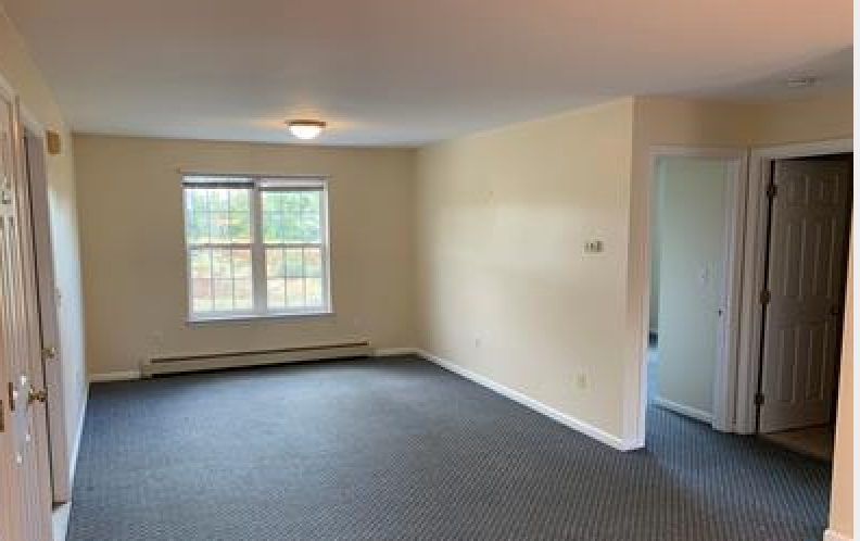 39 Ducas Drive - Photo 2 of 7