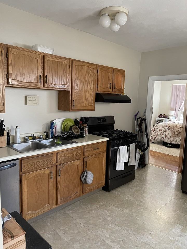539 Hope Street - Photo 3 of 9