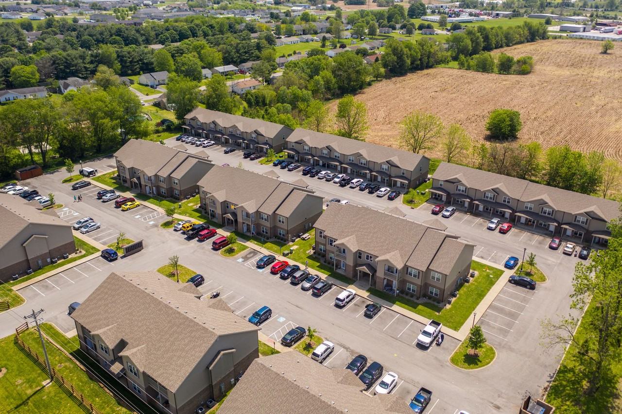 Pine Groves Apartments - Photo 3 of 50