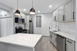 featured image of 7642 North Eastlake Terrace