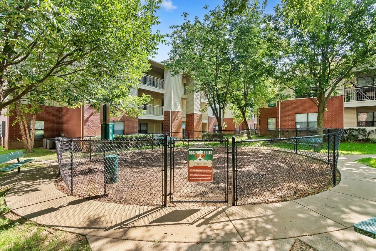 The Heights on Oak - Photo 6 of 21