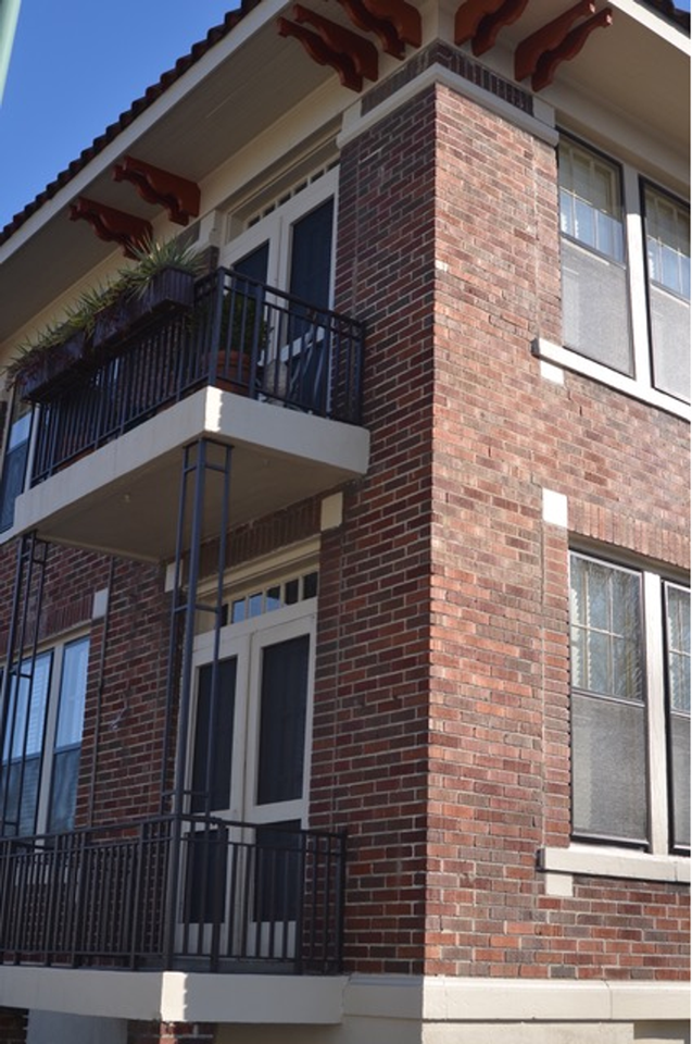 Madison Place Apartments - Photo 2 of 11