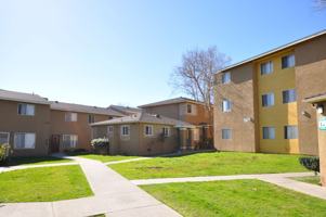 featured image of 6962 Fulton St