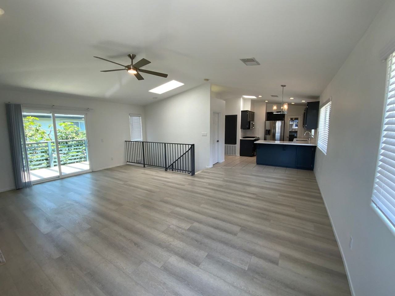 177 Date Ave - Photo 4 of 24