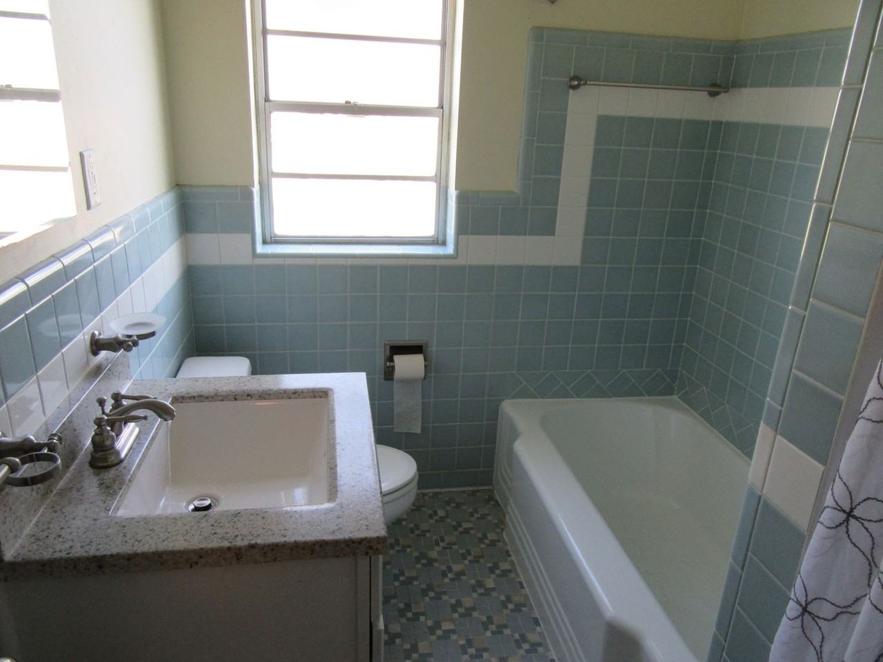807 Cherry St #1 - Photo 4 of 14