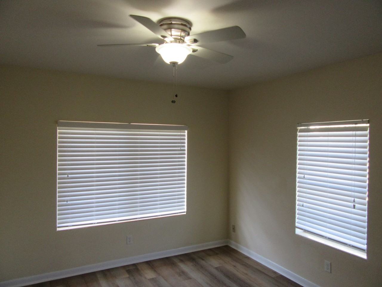 807 Cherry St #1 - Photo 6 of 14