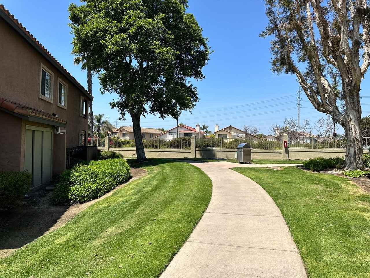705 Paso De Luz - Photo 2 of 16