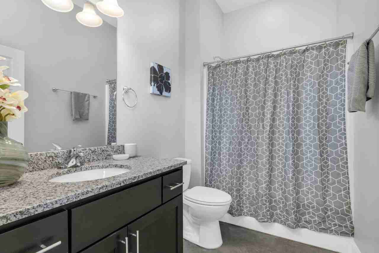 Bailey Row - 2109 - Photo 5 of 10