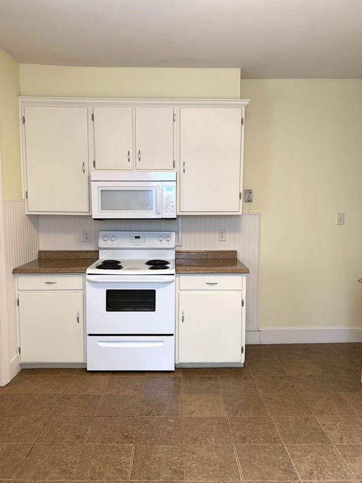 3885 Scotland Main St - Photo 6 of 42