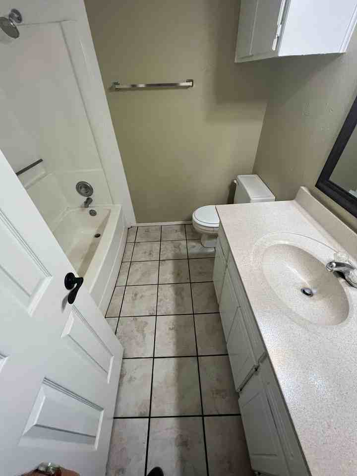 6817 Wolflin Avenue-C - Photo 3 of 6