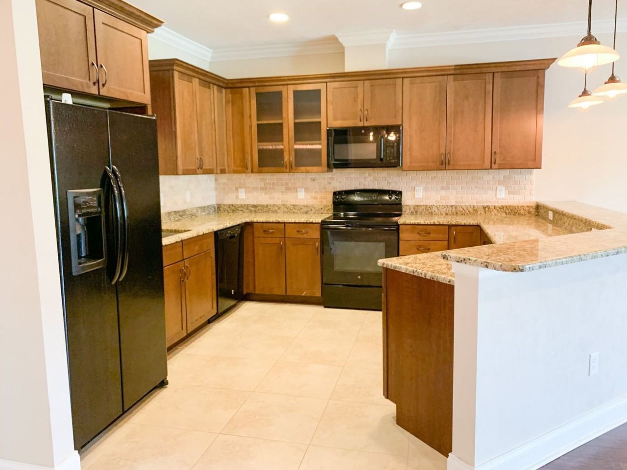 16610 Nw 194th St - Photo 3 of 10