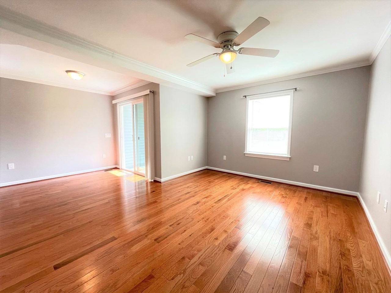 112 N Maple St - Photo 2 of 25
