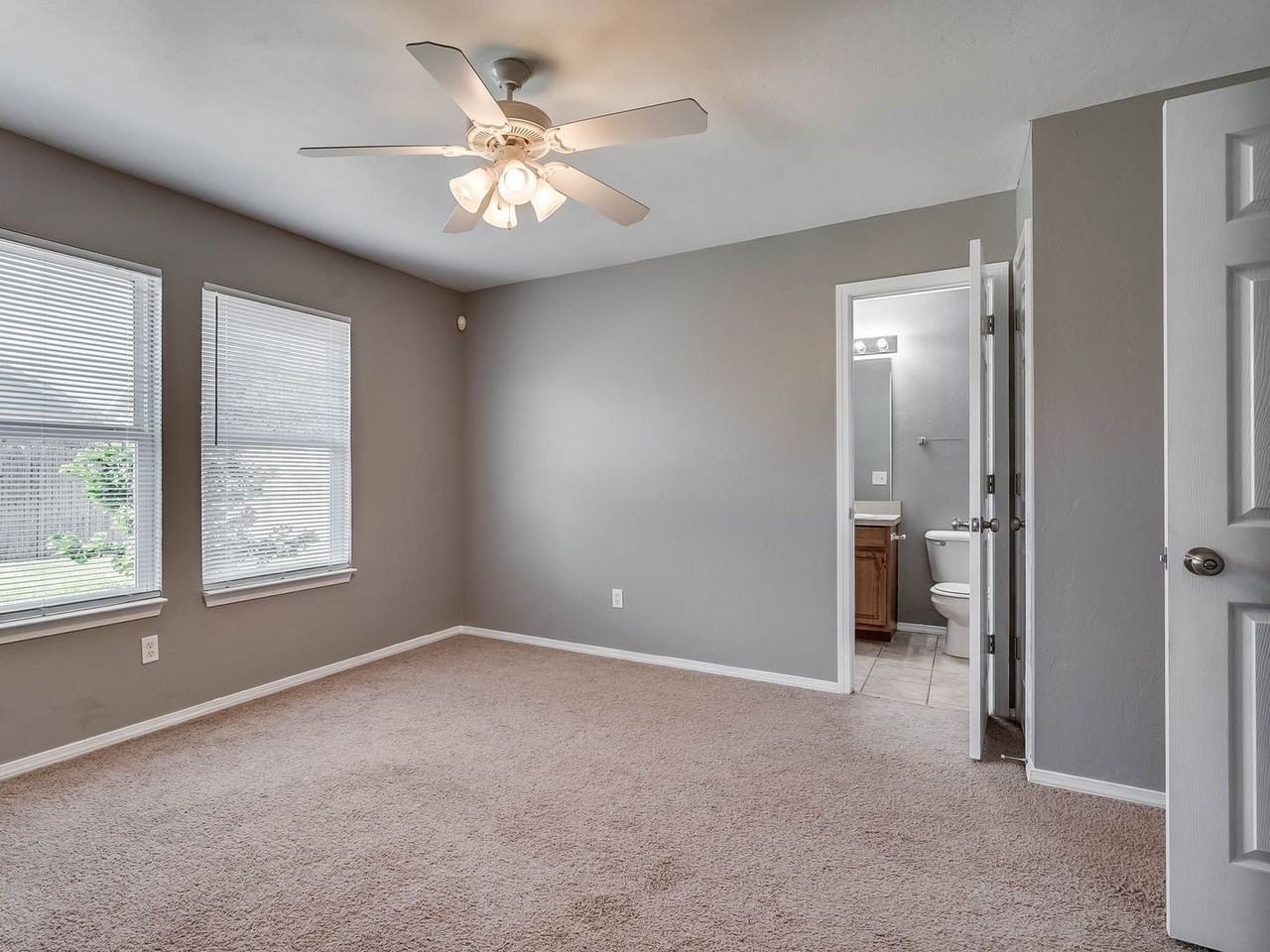 808 Ga Zump Dr - Photo 6 of 11