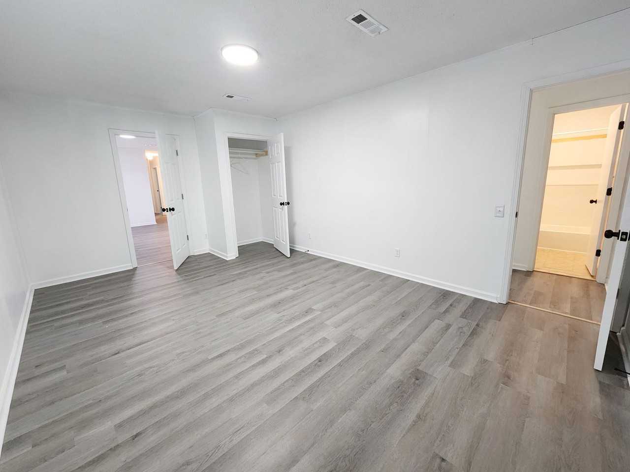 1890 N Saint Pauls Church Rd - Photo 4 of 14