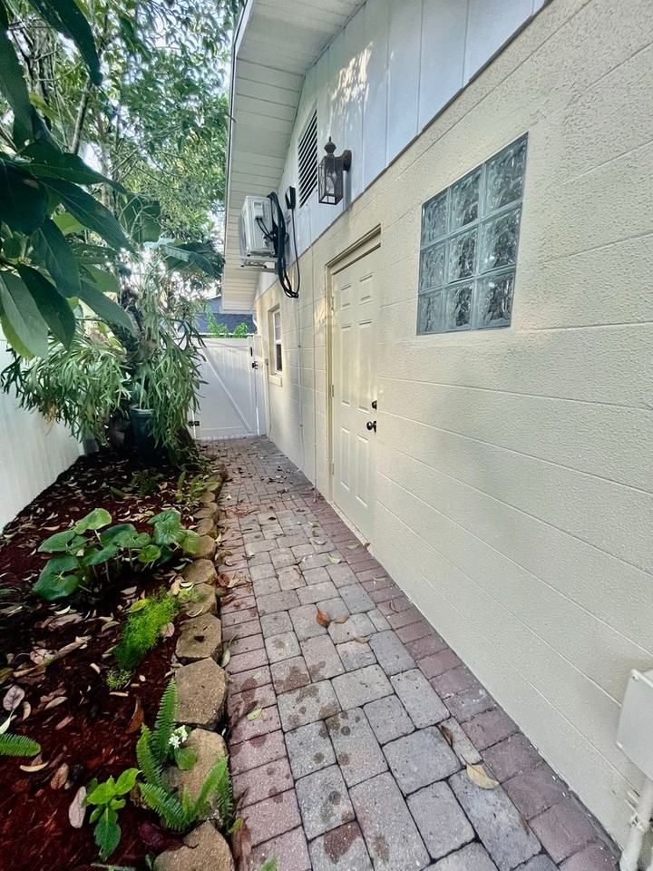 809 Vistabula St - Photo 2 of 18