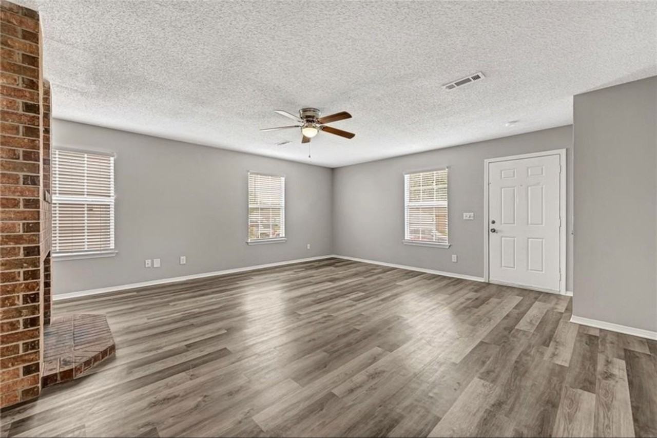 4361 W Thrasher Dr - Photo 3 of 9