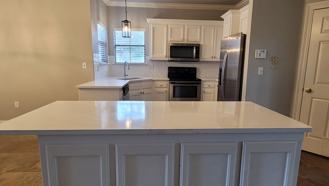 305 Lake Worth Dr - Photo 1 of 1